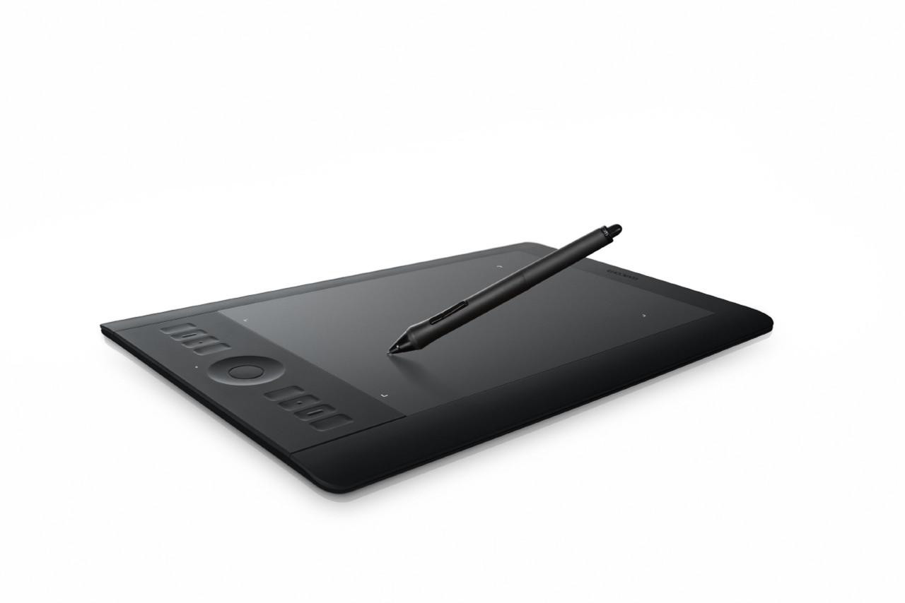 Wacom Intuos5 PTH650 Medium Touch Pen Tablet – Professional
