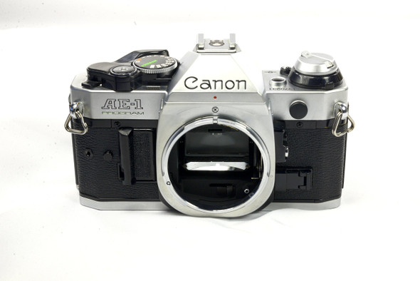 Explore the Canon AE-1: A 35mm Film SLR Camera with Manual Focus