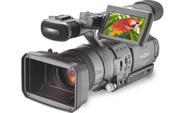 Sony SONY HDR-FX1 HIGH DEFINITION Video Cameras 30 FPS 3.5" Display Advanced HAD CCD Camcorder Mini DV HDV