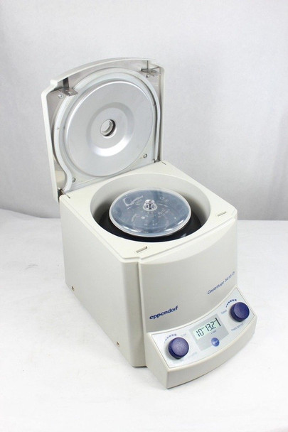 Eppendorf 5415D Centrifuge with Rotor