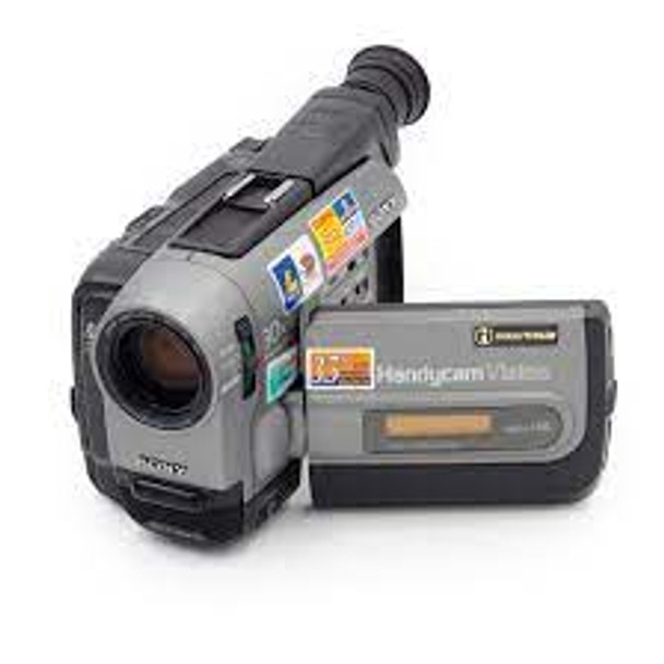 Sony CCD-TRV62 Hi8 Camcorder