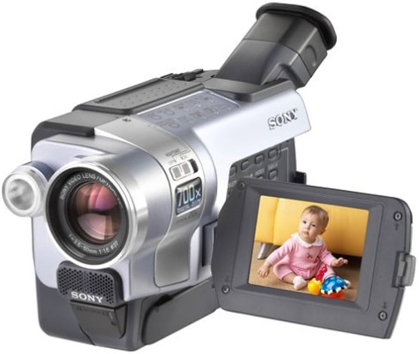Sony DCR-TRV340 Digital8 Camcorder – Hi8/Video8 Playback, FireWire