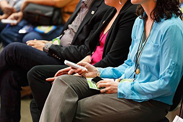 Iclicker iClicker+ Student Remote ICLICKERPLUS – Classroom Audience Response Clicker with A–E Buttons 