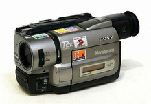 規制前ナイトショット搭載！ SONY ソニー ビデオカメラ CCD-TRV425