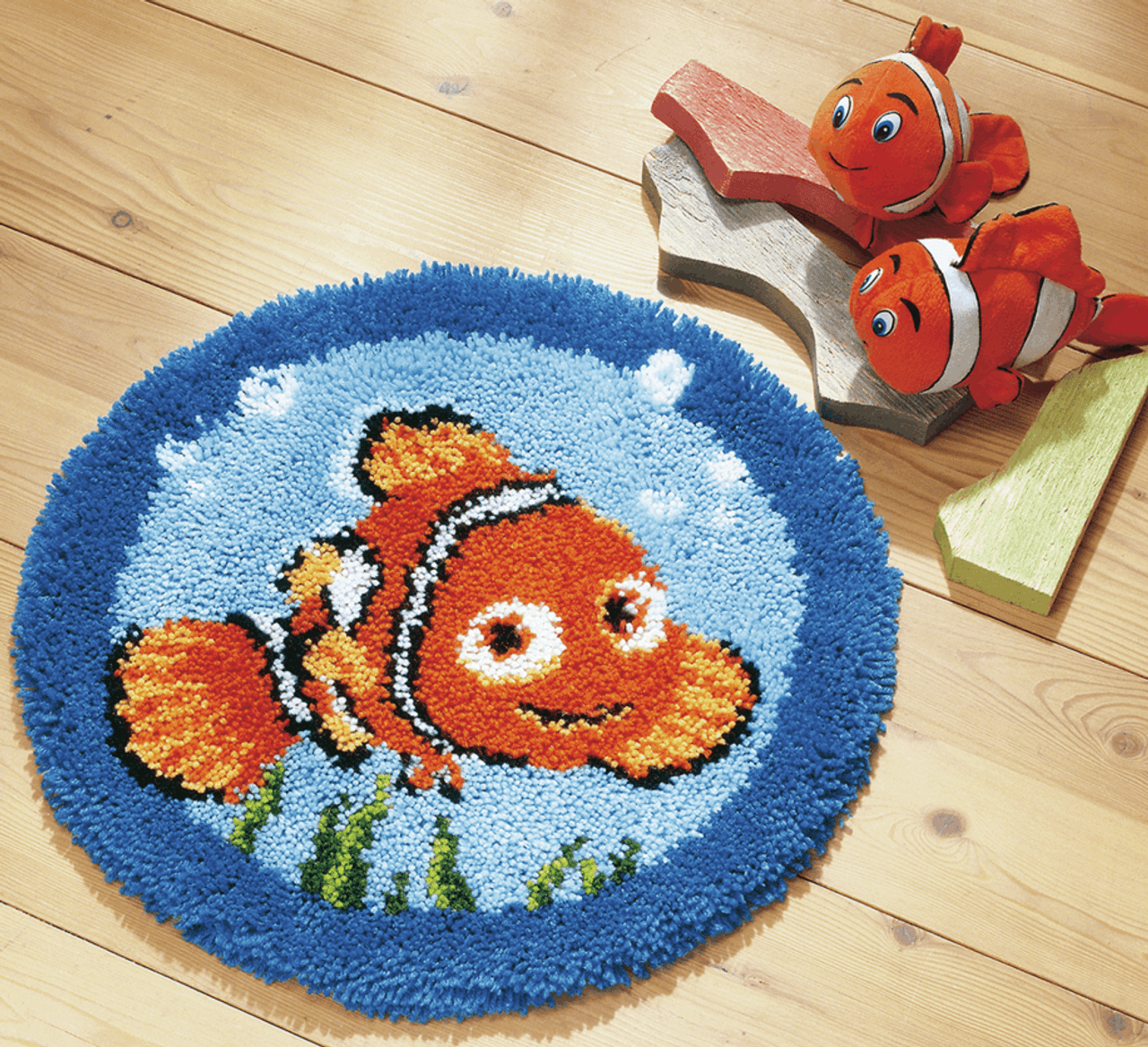 Latch Hook Kit: Shaped Rug: Disney: Nemo 