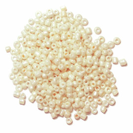 Seed Beads Cream 15g by Trimits