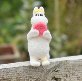 Moomin - Snorkmaiden Finds A Shell  Needle Felting Craft Kit