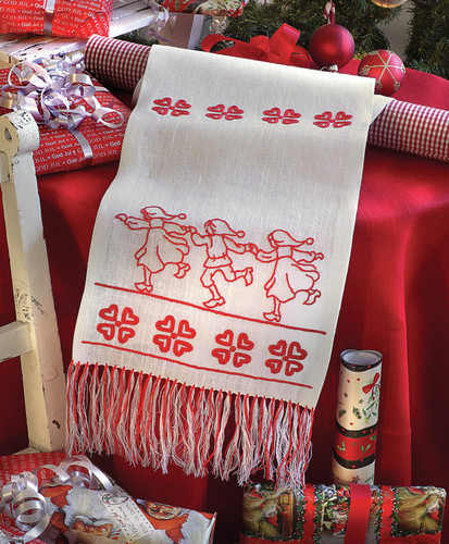 Freestyle: Dancing Santa: Runner Embroidery Kit By Anchor