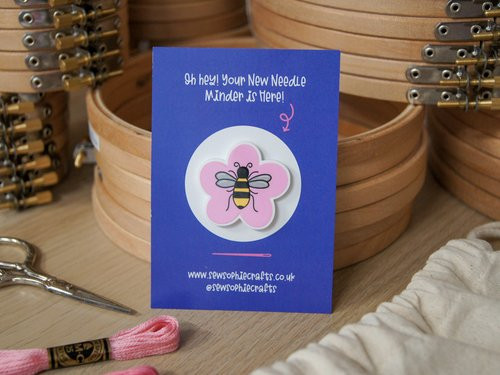 Pink Flower Bee - Needle Minder