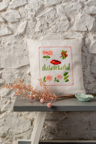 Cushion Vintage Freestyle Embroidery Sampler Kit - Begonia