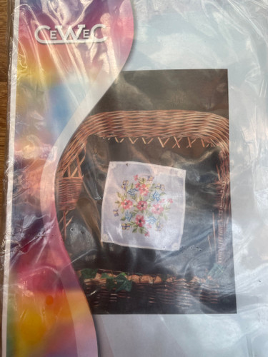 Floral Embroidery Kit by CeWeC