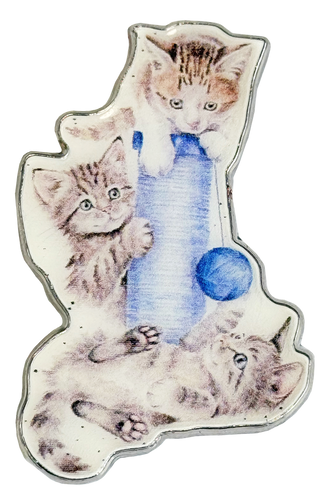 Three's A Crowd Needleminder by Bothy Threads