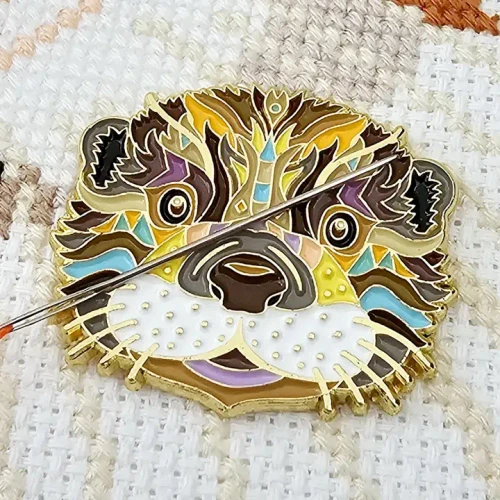 Mandala Otter Needle Minder by Meloca Designs
