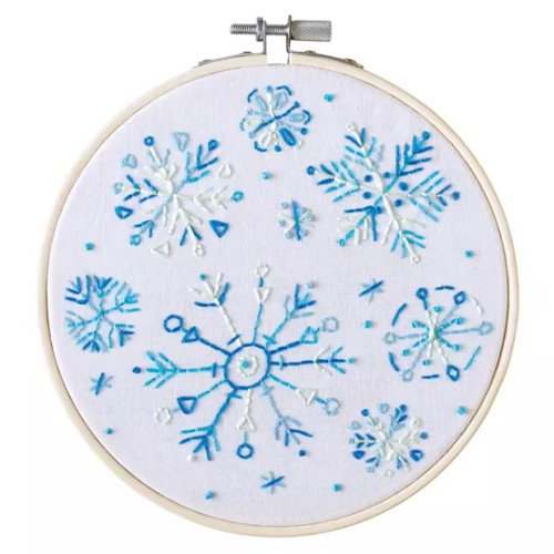 Snow Day Freestyle Embroidery Kit By Leisure Arts MariesCrossStitch.co.uk