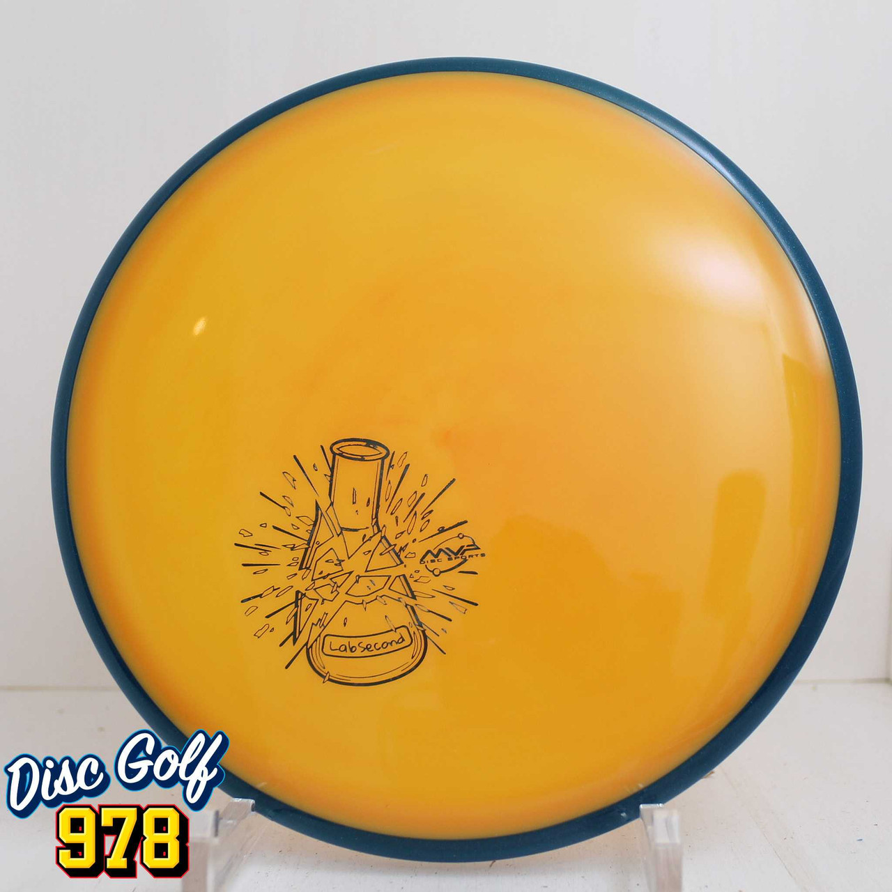 Axiom Pyro Prism Neutron Lab Second 177.2g Blue-Orange B