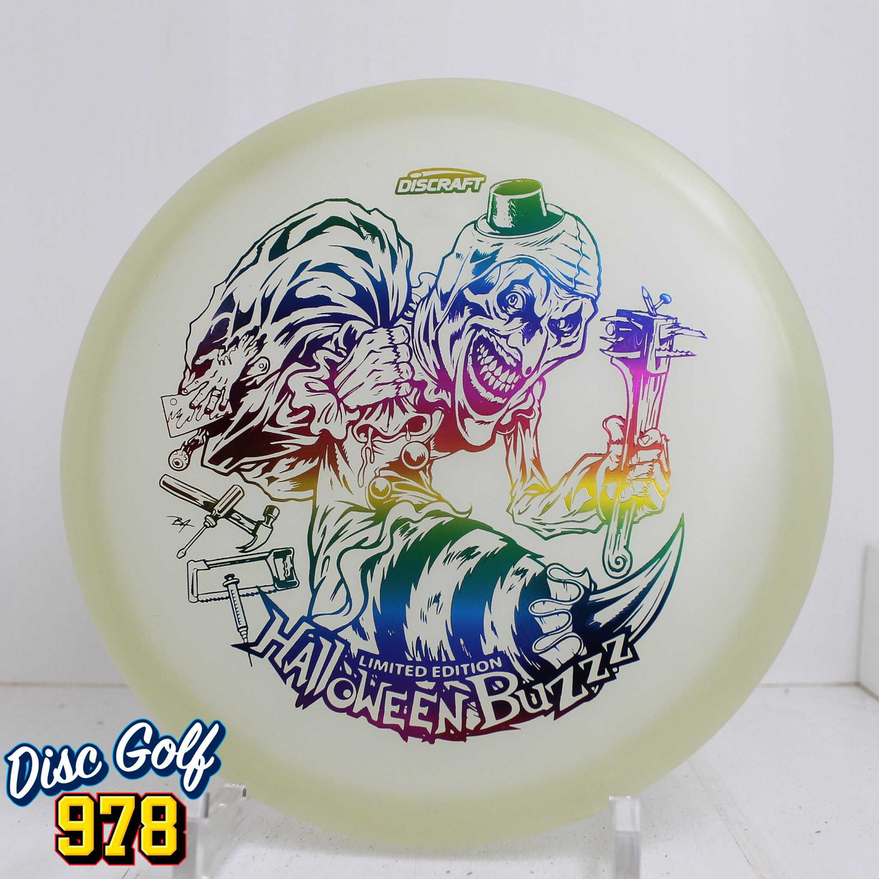 Discraft Buzzz Mega Glo 2025 Halloween 178.7g Rainbow Foil C
