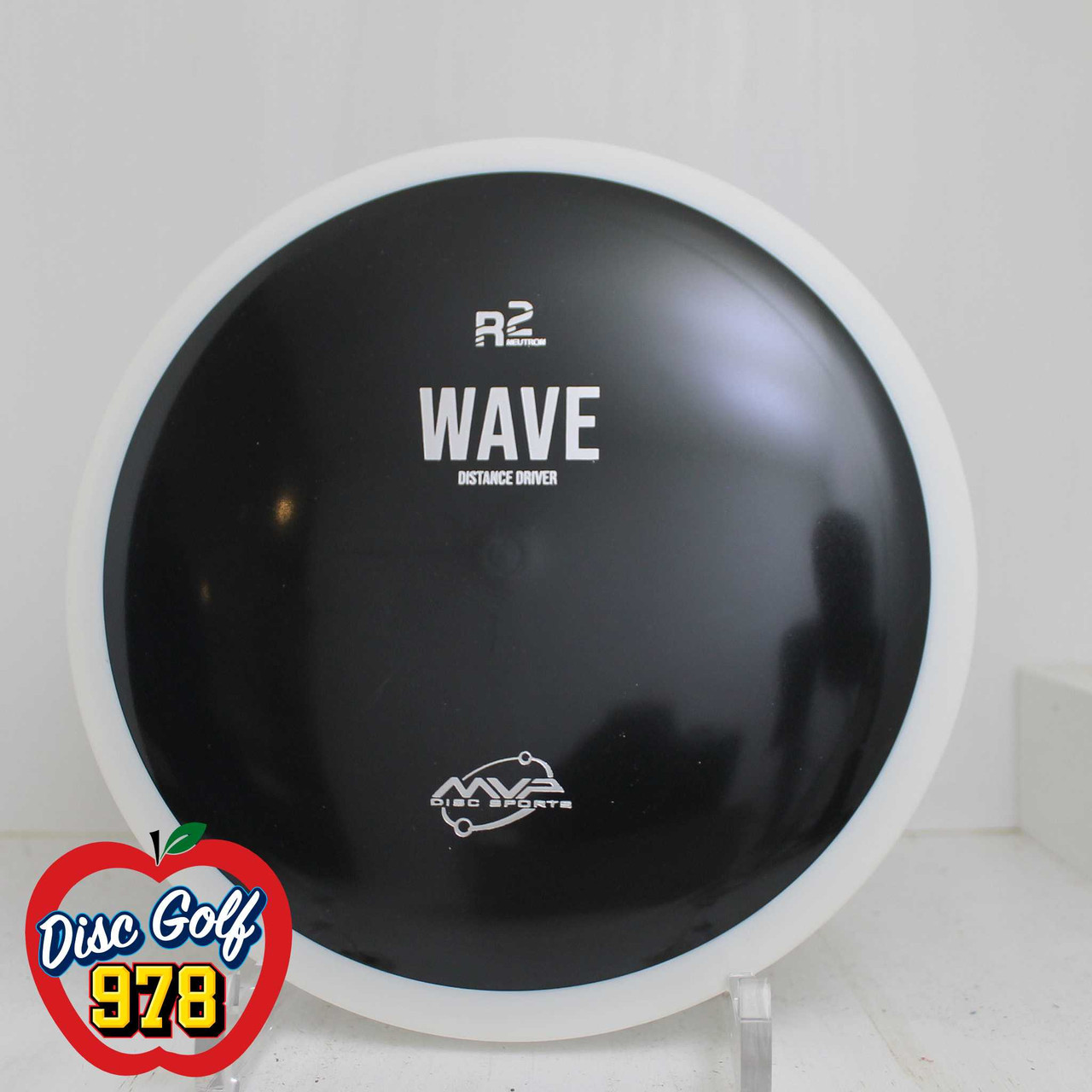 MVP Wave R2 Neutron 165.4g White-Black