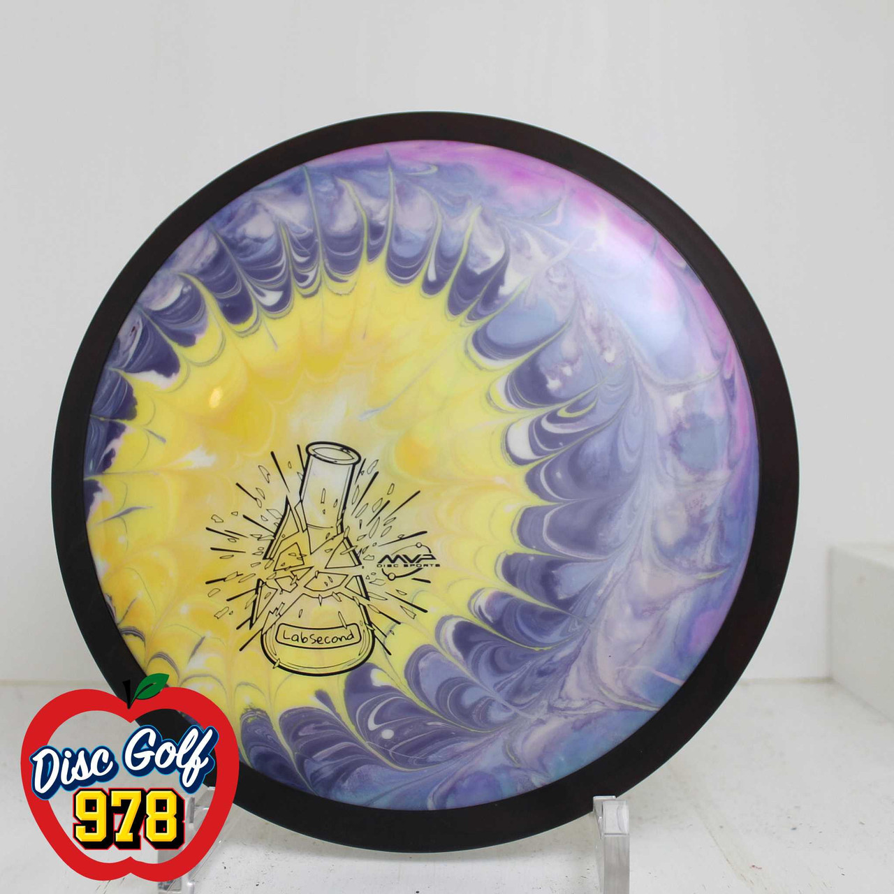 MVP Wave Neutron Lab Second - Dave's Dyes 159.0g Yellow Purpleish