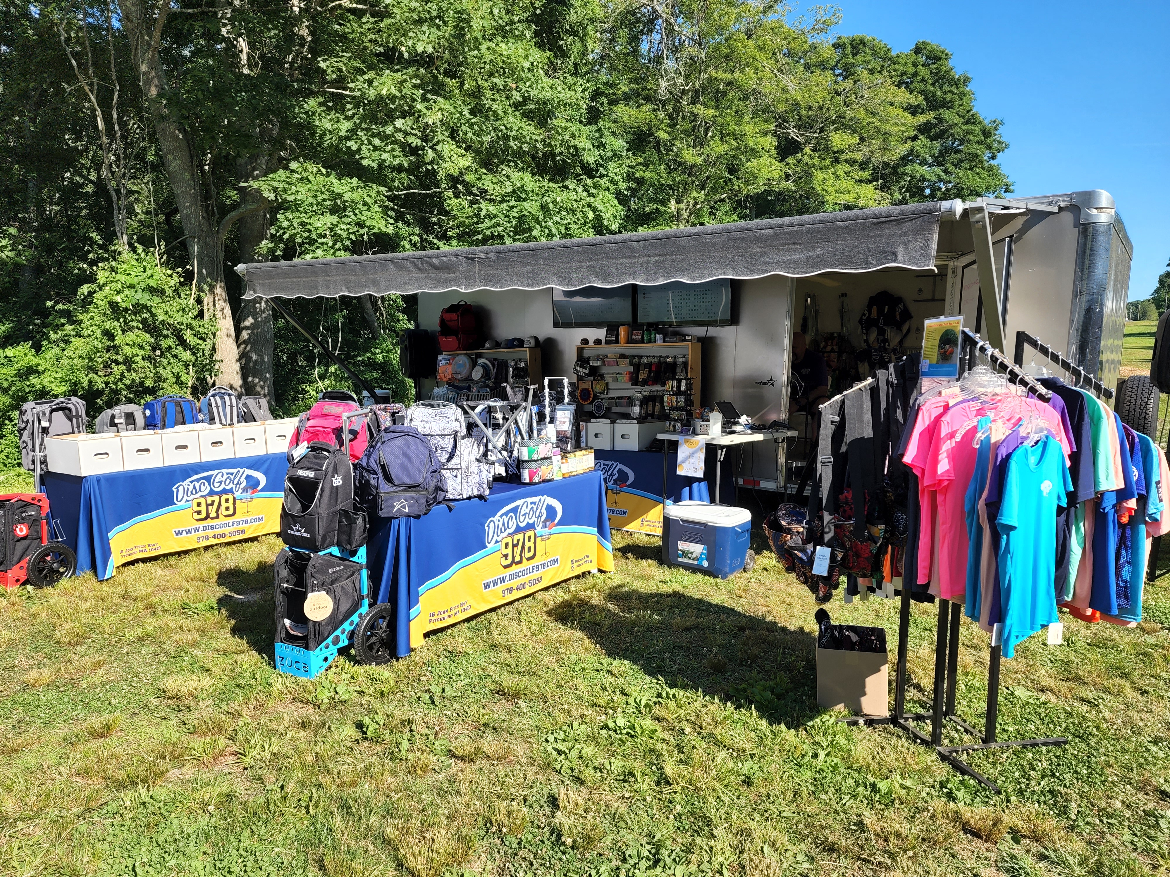 What makes up the Disc Golf 978 Tournament Central Trailer What makes up the Disc Golf 978 Tournament Central Trailer