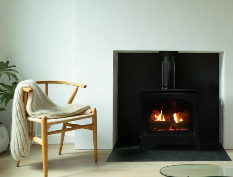 Empire Hearth Spirit Medium Steel Free-Standing Gas Stove DVP30MS