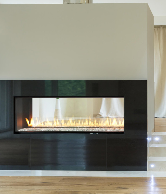 Montigo R420STL gas fireplace — official R420ST installation image