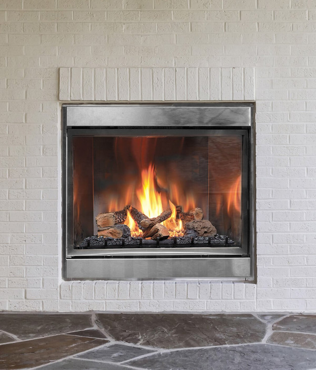 Montigo H42VOL gas fireplace — official H42VO installation image