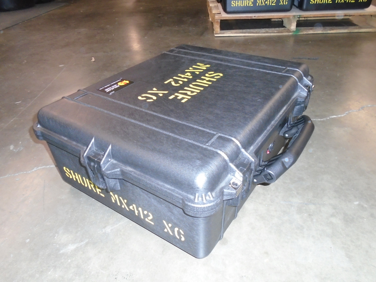 Pelican 1600 Retrofitted for 6-Pack Shure MX412 Gooseneck
