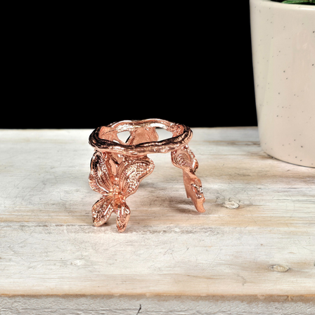 Rose Gold Butterfly Metal Sphere Stand
