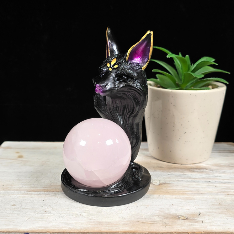 Black Fox Sphere Stand