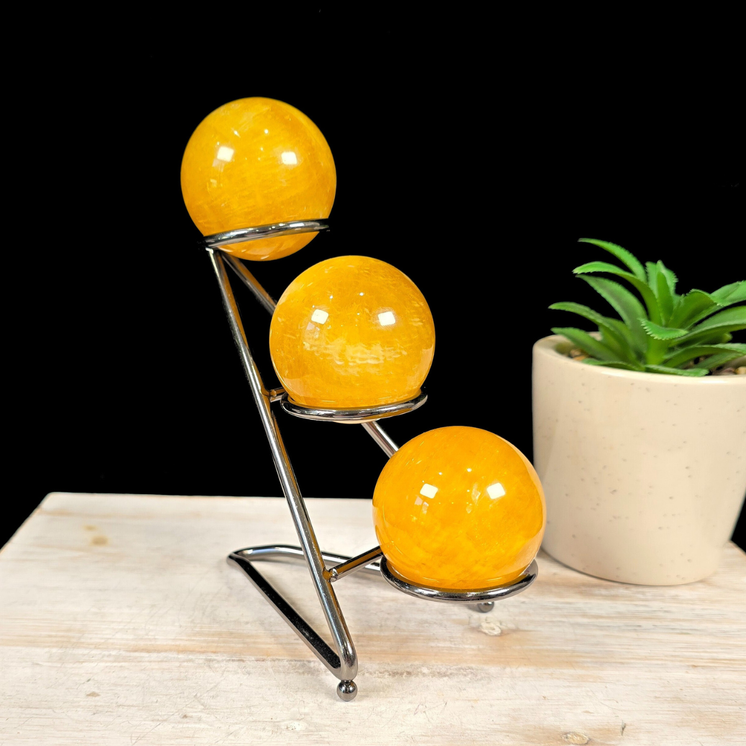 Gunmetal Grey 3 Sphere Tiered  Metal Stand