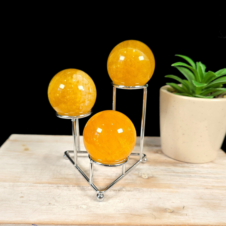 Silver 3 Step Sphere Metal Stand