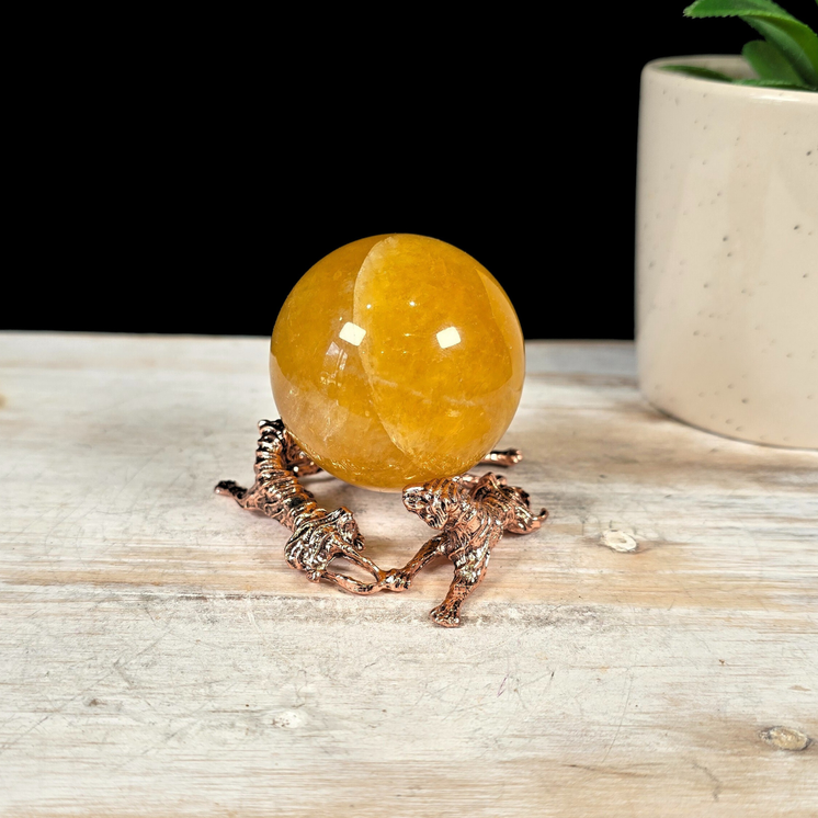 Rose Gold Tiger Metal Sphere Stand