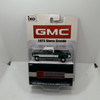 IXO Model 1:64 GMC Sierra Grande 3500 Crew Cab Dually – Green White – Limited Edition