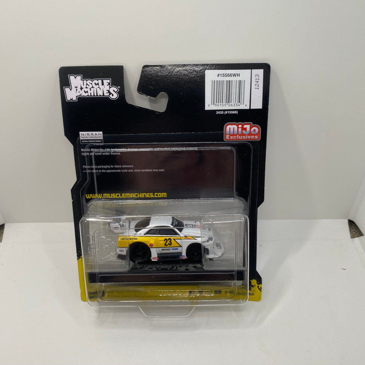 Muscle Machines 1:64 LBWK Nissan GT-R R34 Super Silhouette Skyline