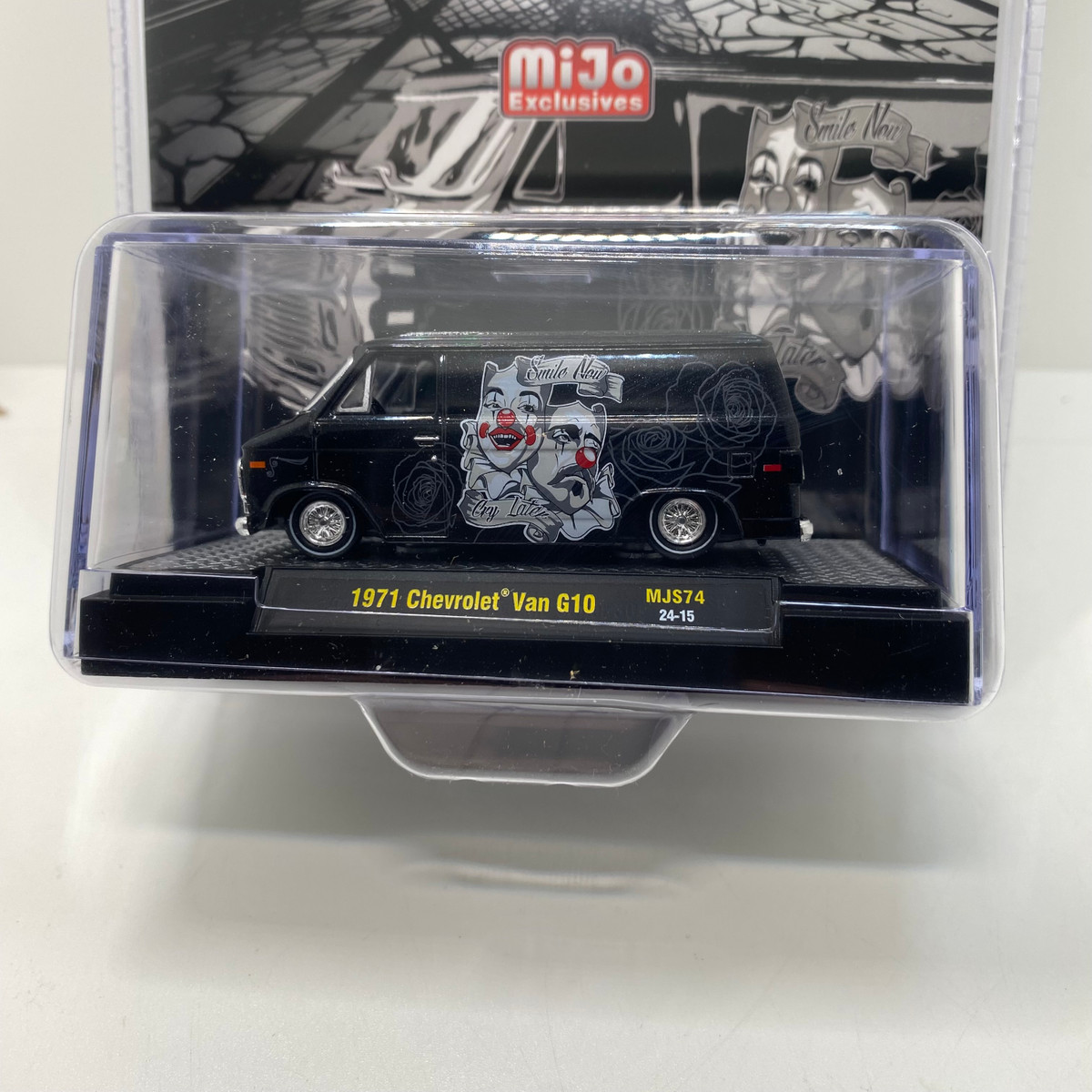 M2 Machines 1:64 1971 Chevrolet Van Lowriders Limited Edition