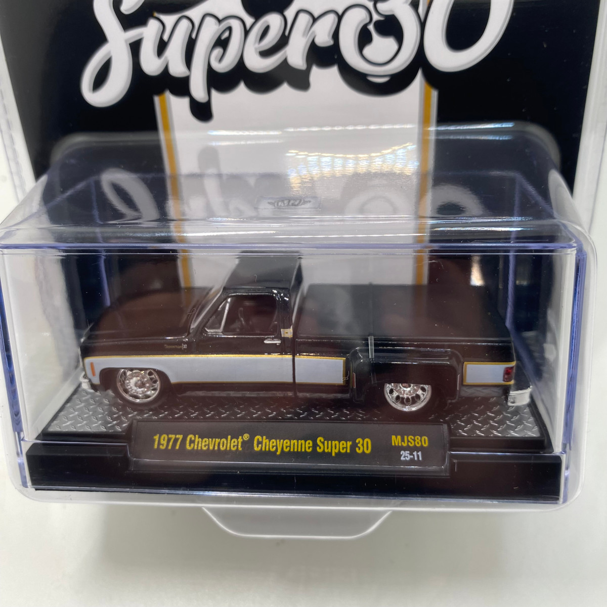 M2マシーンズcheyenne super30 C60truck 2台セット M2 Machines 1:64 1977 Chevrolet Cheyenne Super 30 Pickup