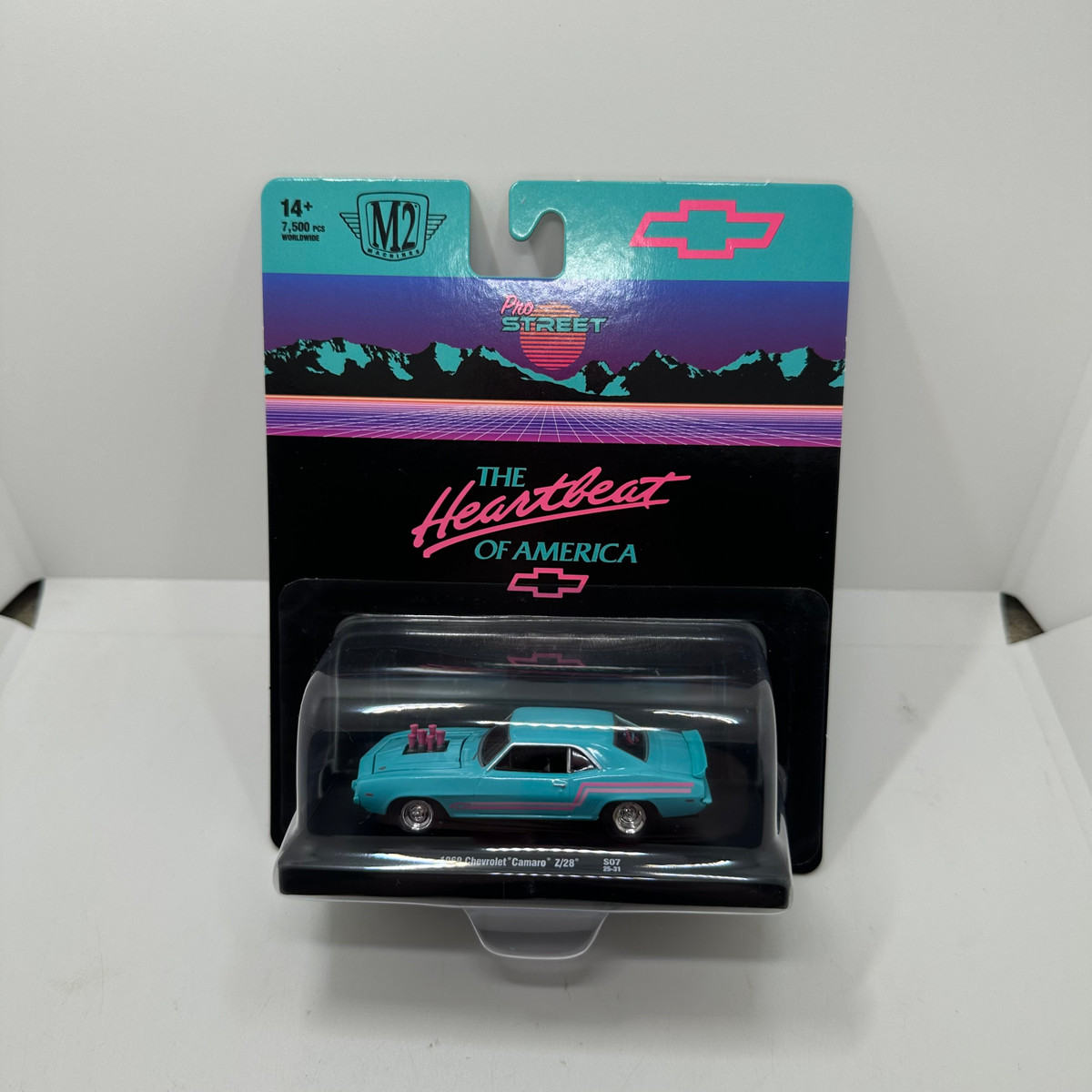 M2 Machines 1:64 Auto Drivers 1969 Chevrolet Camaro Z/28 Release