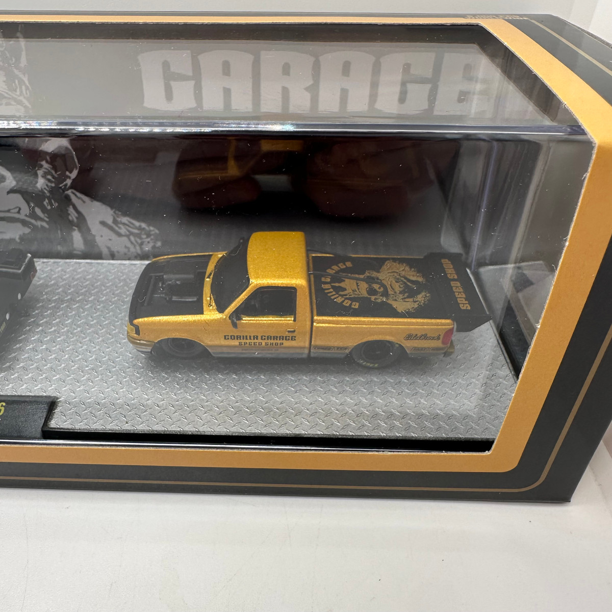 M2 Machines 1:64 Auto Haulers 1969 Ford F-350 & 1995 Ford Ranger
