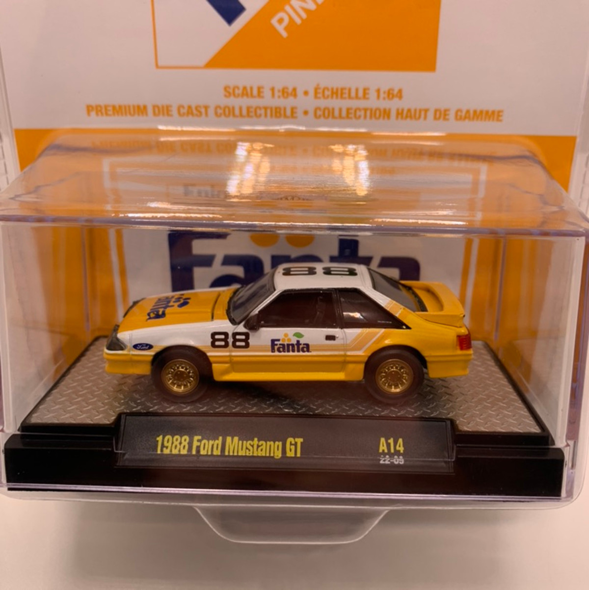 M2 Machines Fanta 1988 Ford Mustang GT A14 - Kev's Diecast