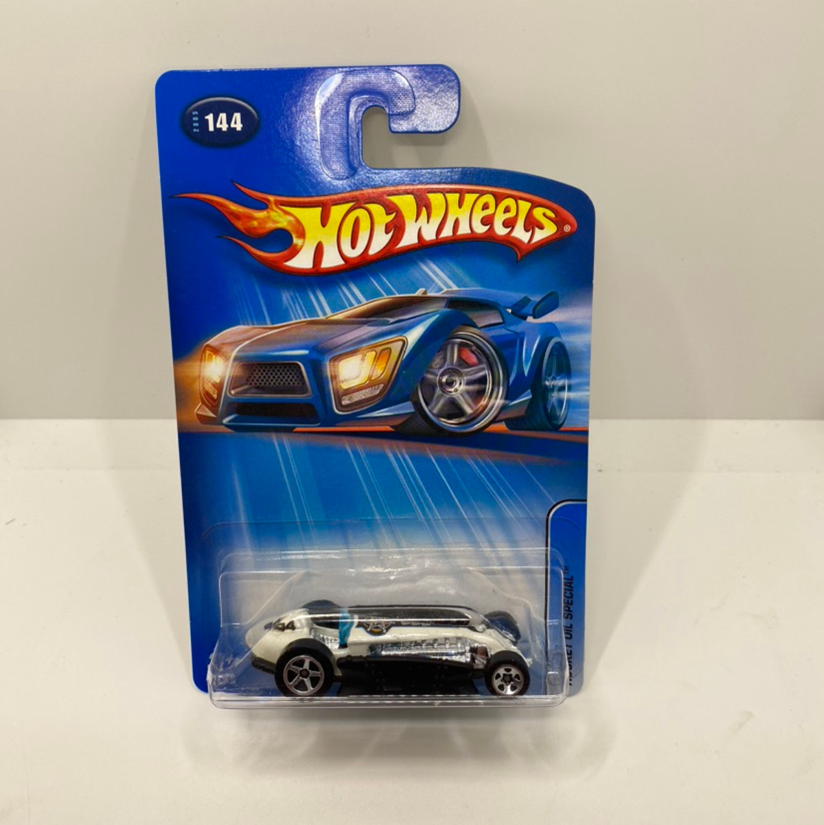 2005 Hot wheels Rocket Oil Special - Kev's Diecast Collectibles