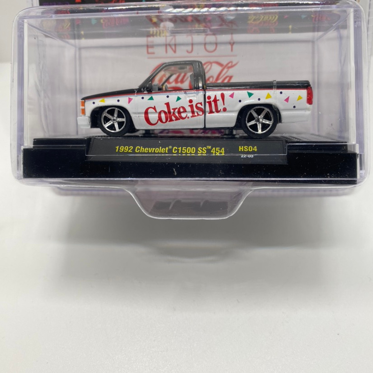 M2 Machines 1/64 1992 Chevrolet C1500 SS 454 Pickup Coca Cola Hobby  Exclusive