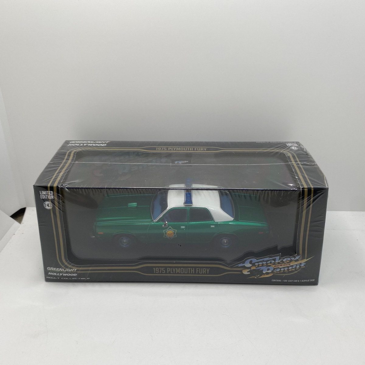 Greenlight Green Machine Hollywood 1/43 Smokey And The Bandit 1975 Plymouth Fury 