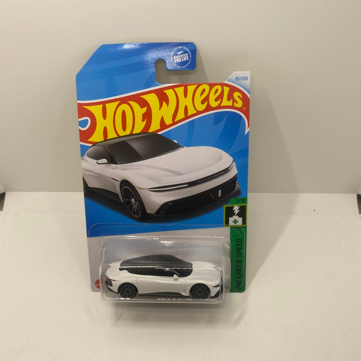 2024 Hot wheels D/E Case Delorean Alpha5 USA Carded 