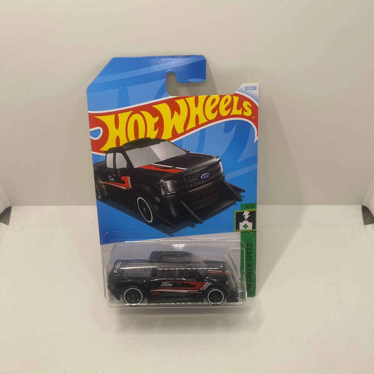 2024 Hot wheels H Case Ford F-150 Lightning Custom 