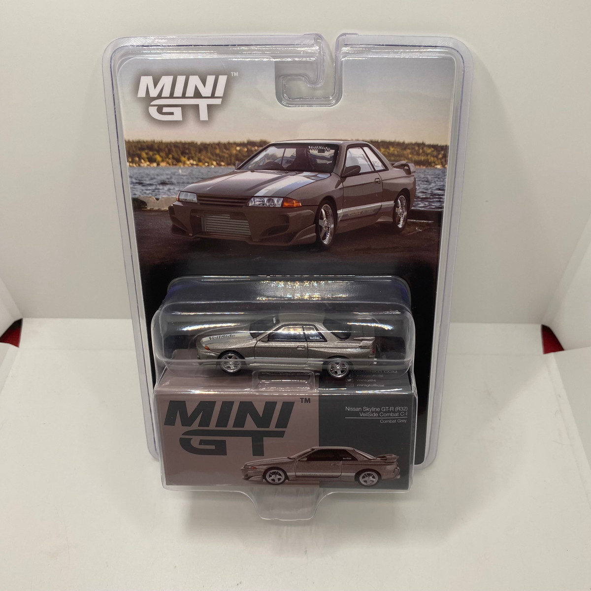 Mini GT 1:64 Nissan Skyline GT-R (R32) Veilside Combat C-I – Veilside Combat Grey Blister Carded 
