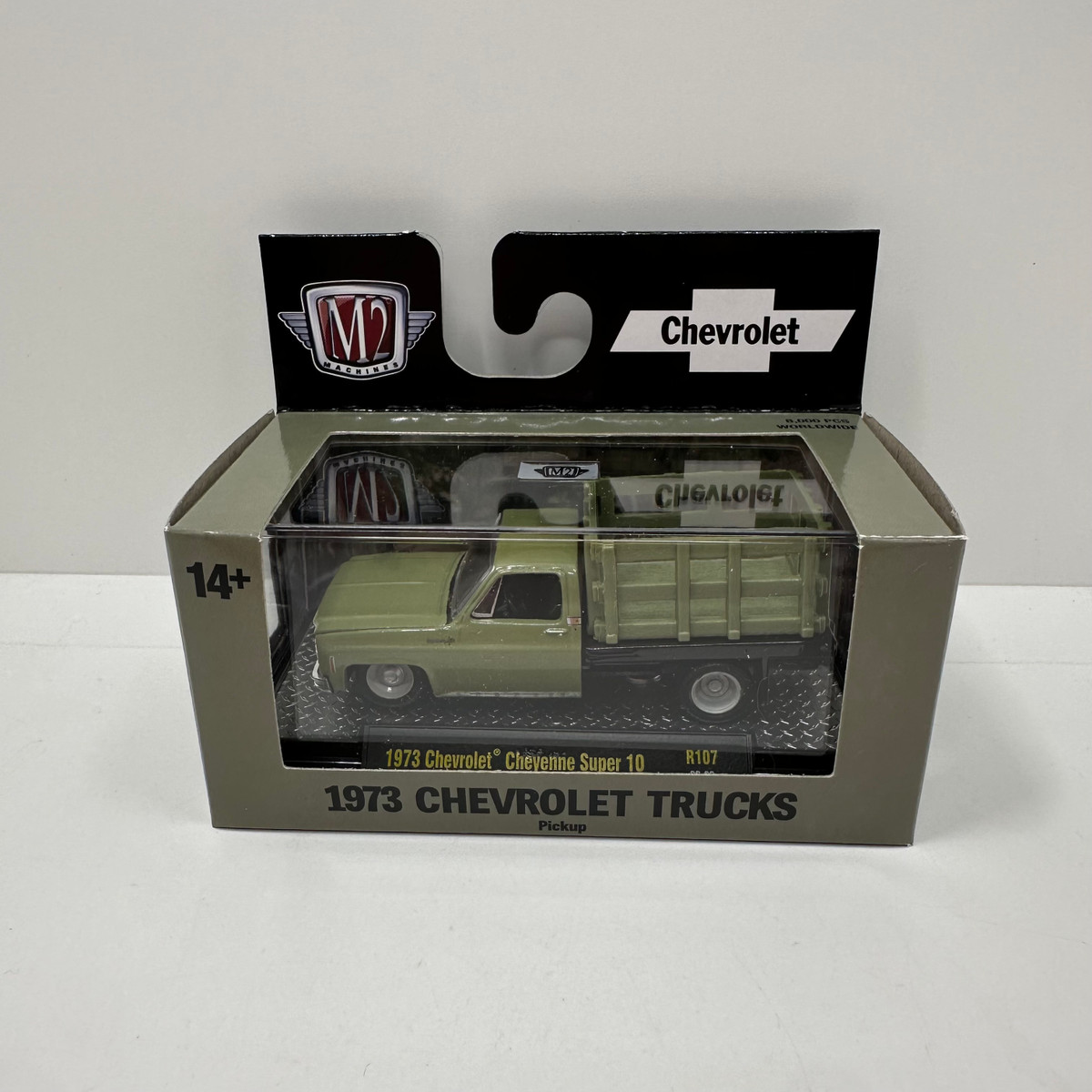 M2 Machines 1:64 Auto Thentics 1973 Chevrolet Cheyenne Super 10 Release 107 