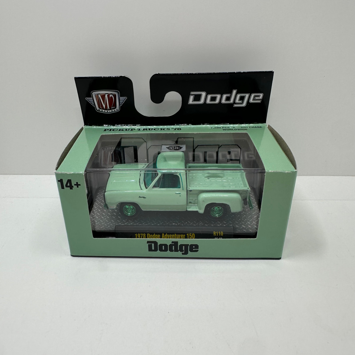 M2 Machines 1:64 Auto Thentics Chase 1978 Dodge Adventurer 150 Release 110 - 750 Produced 