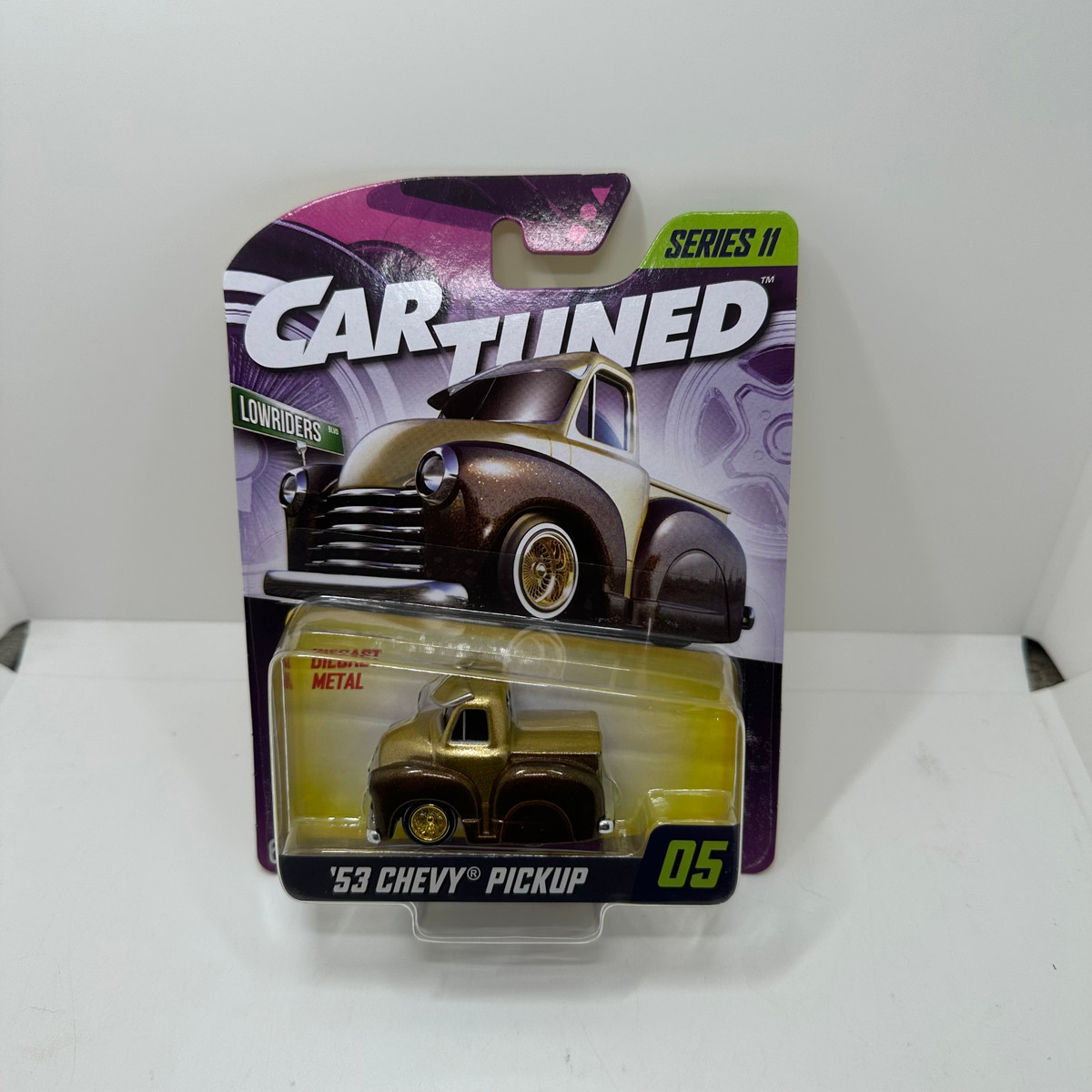 Car Tuned 1:64 Mainline Lowriders 53 Chevy Pickup Series 11 