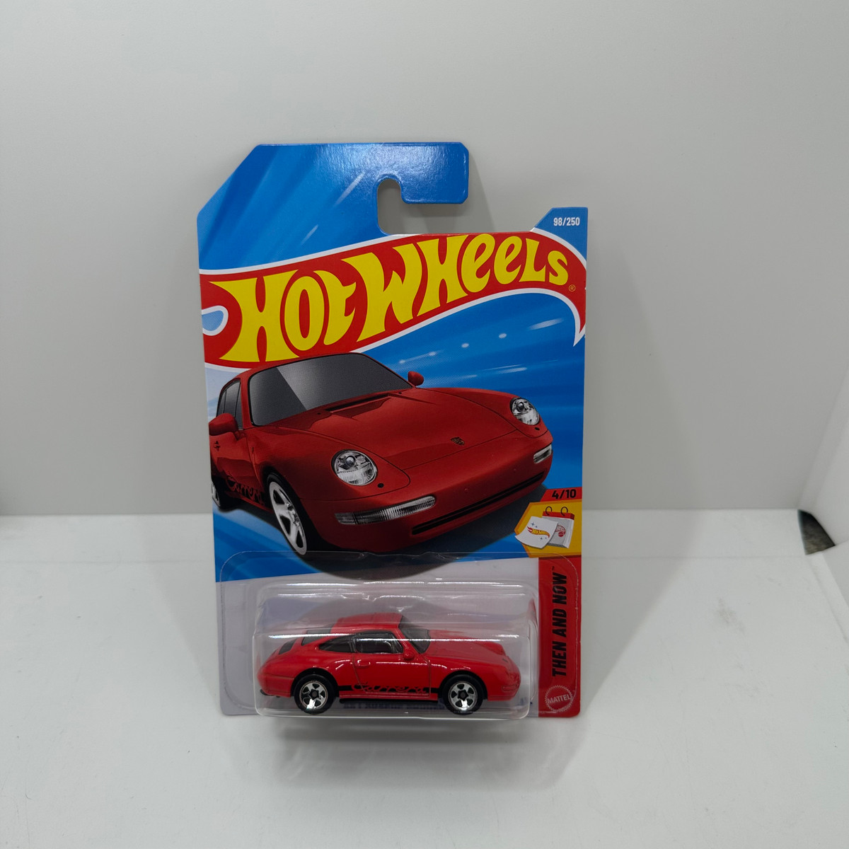 2026 Hot wheels Mainline M Case 96 Porsche Carrera 