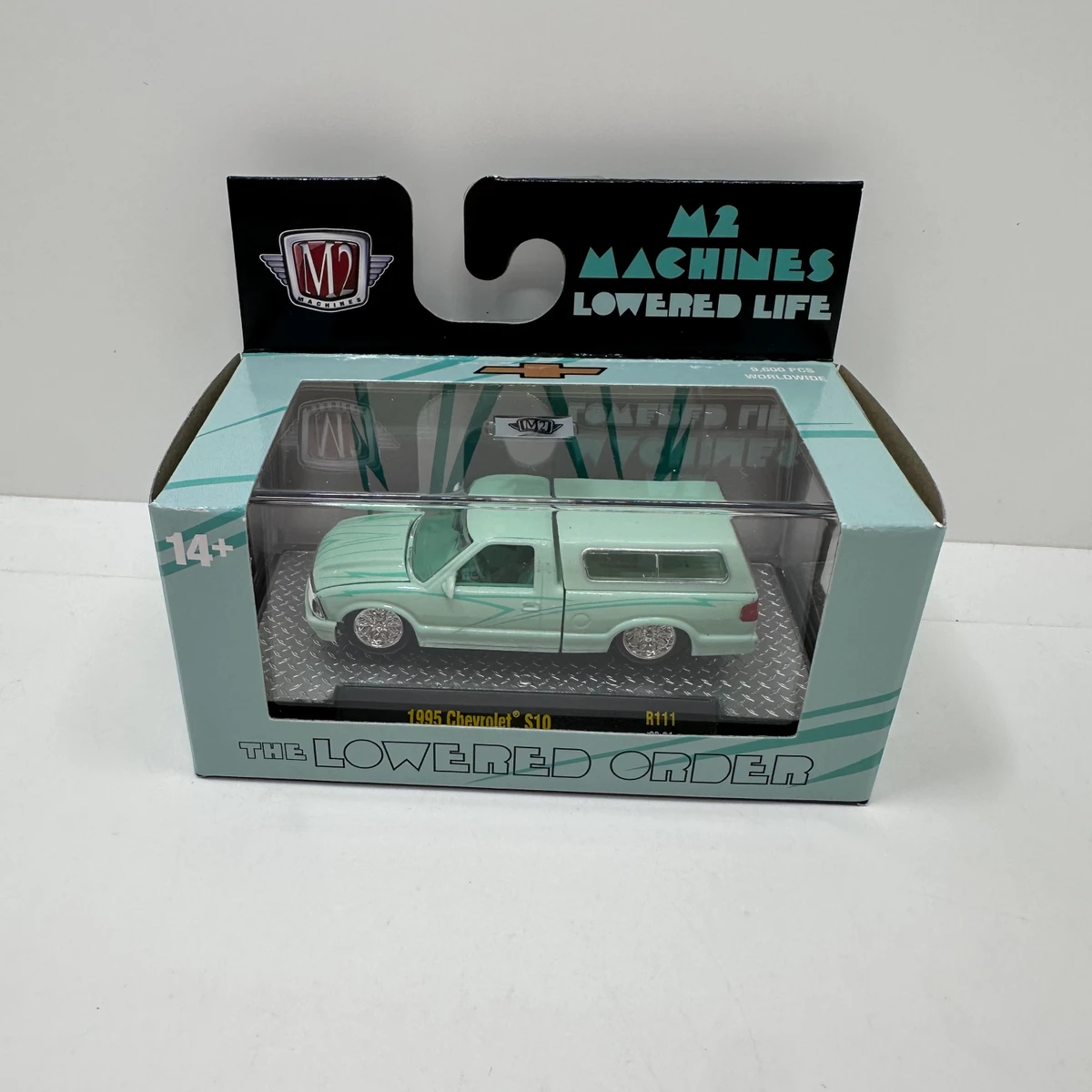 M2 Machines 1/64 Auto Thentics 1995 Chevrolet S10 Release 111